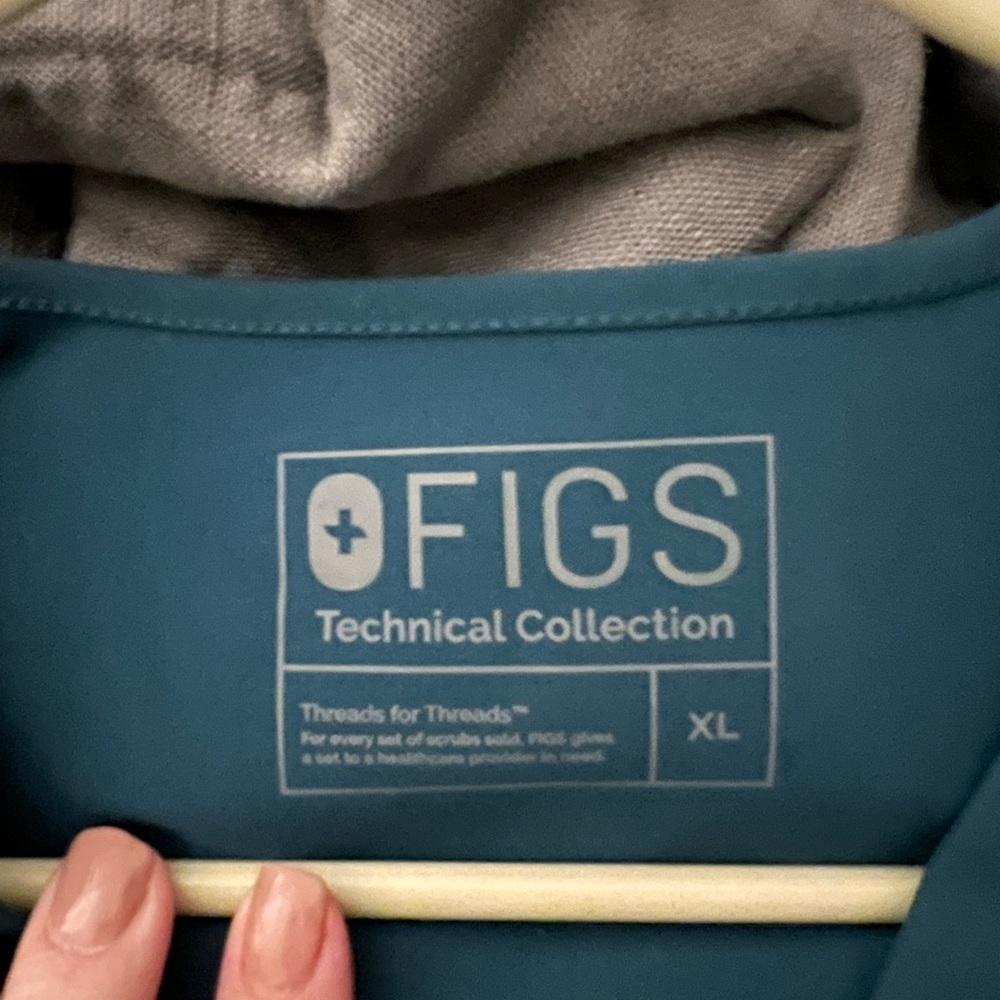 Fig Casma Three-pocket Scrub Top